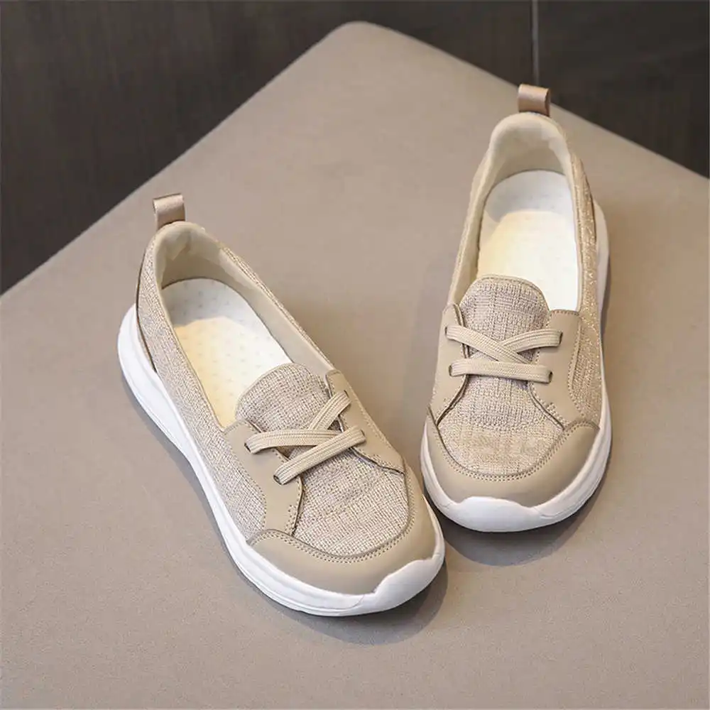 Розовая женская обувь очень бо – обзор и цена Kids Outdoor Netball Shoes