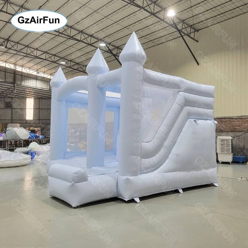 Белый надувной батут-замок для – обзор и цена Kids Outdoor House